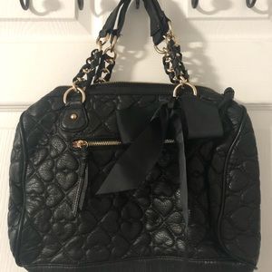 🖤BETSY JOHNSON💕 Speedy Quilted Heart Satchel